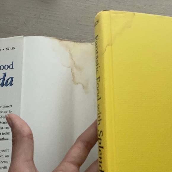 📚2/$14; 3/$16; 4/$18; 5/$20 ADD $2 for any additional books! ENJOY📚📚📚 - Picture 3 of 6